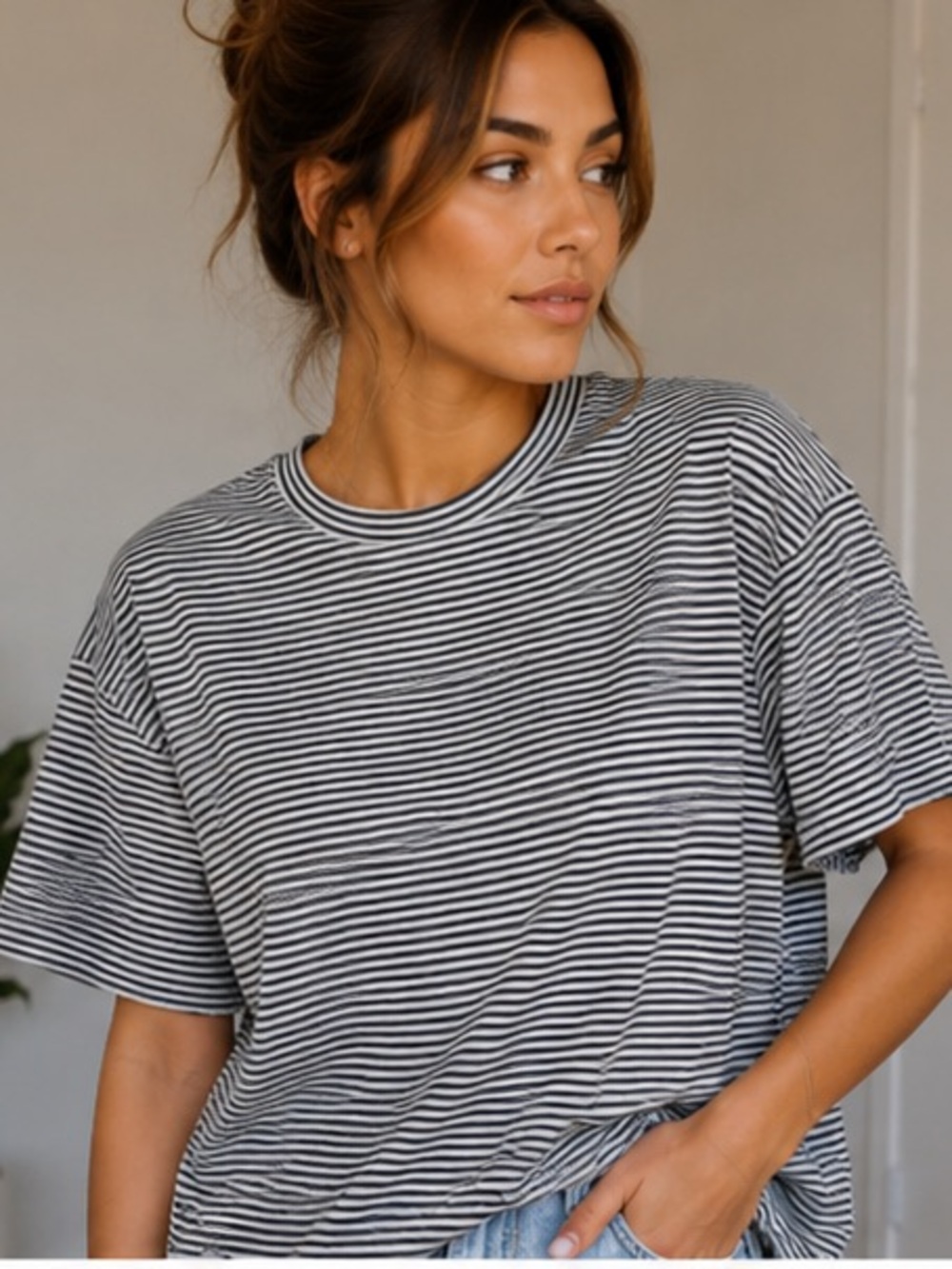 American Eagle Outfitters Black & White Striped Relaxed Crew Tee